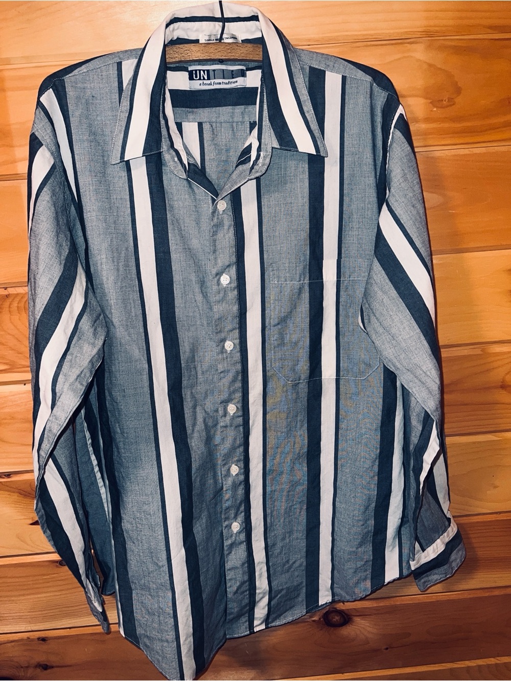 UN Men's Casual Stripe Button-Down Shirt - Blue & White